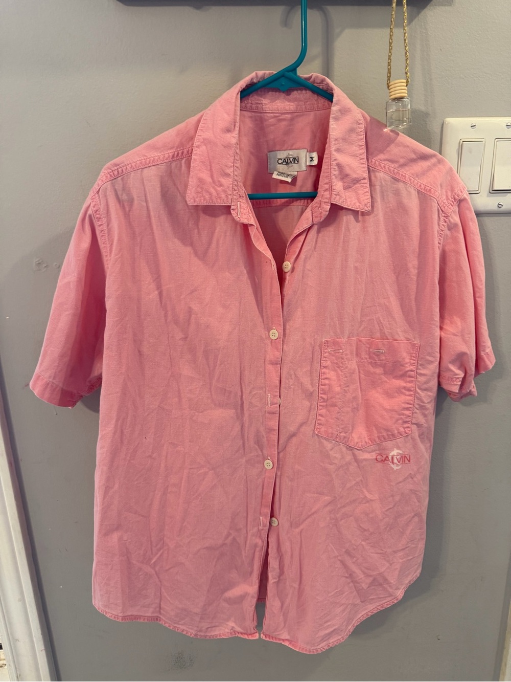 Vintage Y2K Calvin Klein Pink Short-Sleeve Button-Up Shirt